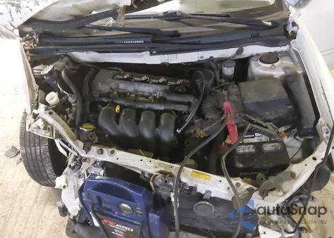 2004 Toyota Corolla Le z USA, uszkodzony, nr VIN 2T1BR38E34C212967